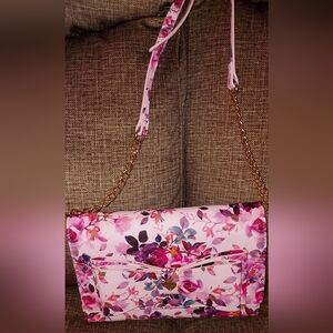 New Betsey Johnson Pink Floral Shoulder Bag
